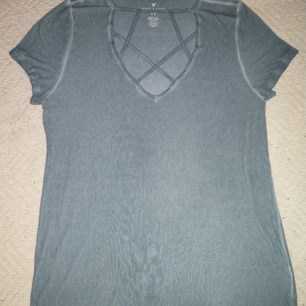 American Eagle shirt size medium